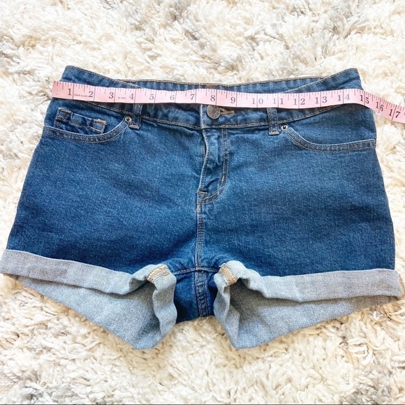 BDG Urban Outfitters Mid Rise Alexia Shortie Shorts Size 29 - Picture 9 of 10